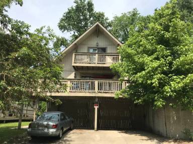 Main picture of 47 1st St