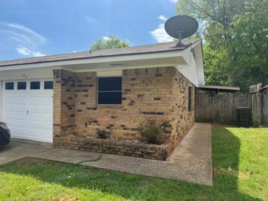 Main picture of 104 Jester Cir