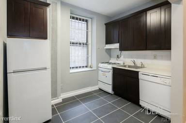 Main picture of 229 Saint Johns Pl