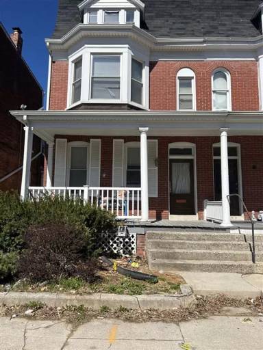 Main picture of 707-09 Pennsylvania Ave