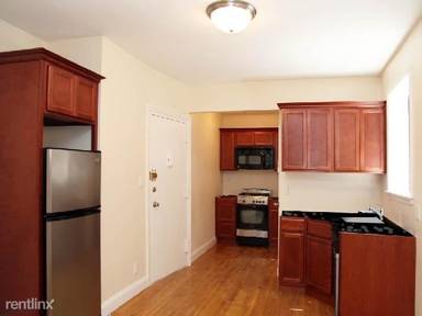 Main picture of 278 E 10th St