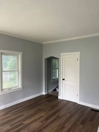 Main picture of 2117 Kirkwood Blvd