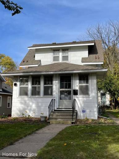 Main picture of 1681 Minnehaha Ave E