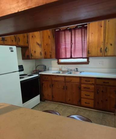 Main picture of 1016 Montgomery St