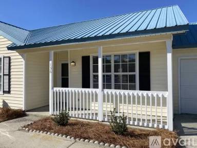 Main picture of 144 Berwick Lakes Blvd