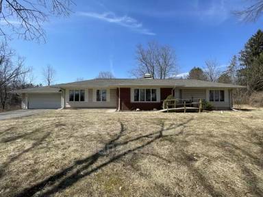 Main picture of 7430 W Jefferson Blvd