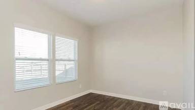 Main picture of 282 Whispering Hills Dr