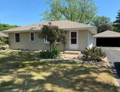 Main picture of 11901 Larch St NW
