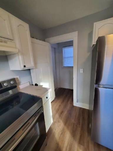 Main picture of 220 Deerwood Ave NE