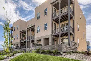 Main picture of 7148 W Farnsworth Peak Dr