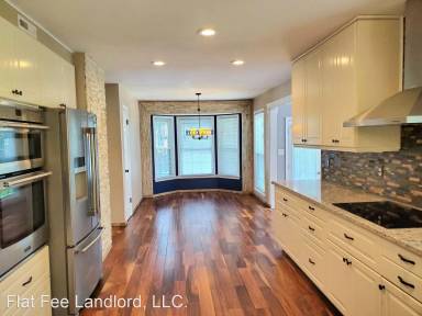 Main picture of 7800 Morning Glen Ln