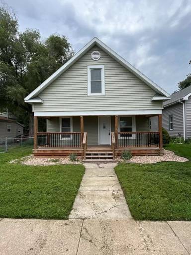 Main picture of 3028 Y St