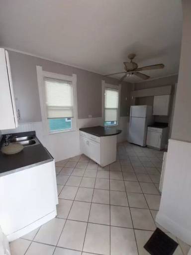 Main picture of 622 Park Ave