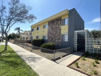Main picture of 611 N Alhambra Ave