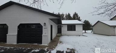 Main picture of 5007 Lee Ave