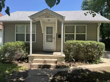 Main picture of 220 S Athenian St
