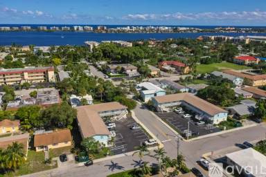 Main picture of Seven Palms Apartments