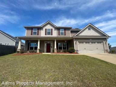 Main picture of 2502 Clear Pines Ct