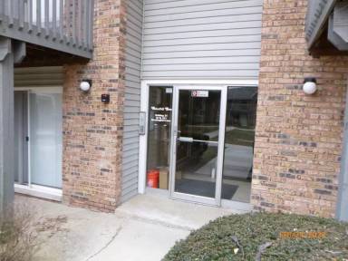 Main picture of 16W571 Mockingbird Ln