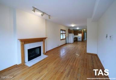 Main picture of 2817 N Clybourn Ave