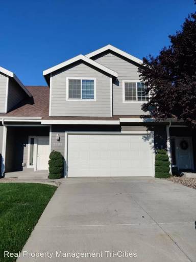 Main picture of 2327 Hood Ave