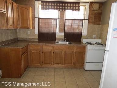 Main picture of 4718 Oakmont St
