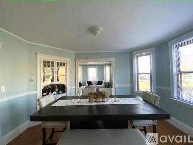 Main picture of 508 Heath St