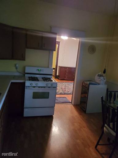 Main picture of 776 Bush Ave