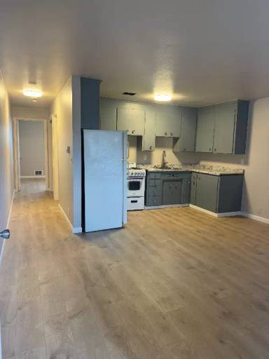 Main picture of 6600 Rainier Ave S