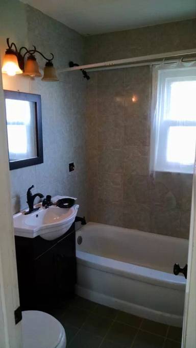 Main picture of 2841 N Pine St