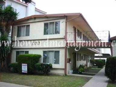 Main picture of 12715 Venice Blvd