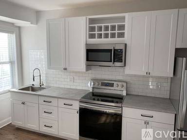 Main picture of 1701 N Union St