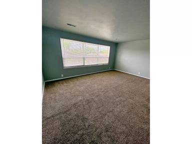 Main picture of 1102 N 48th Ave