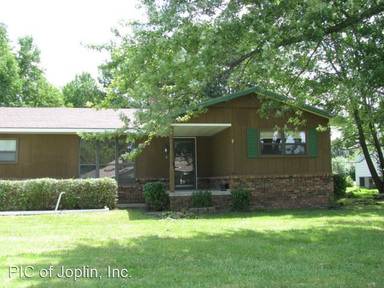 Main picture of 211 Miller St