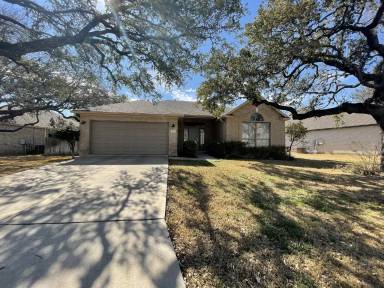 Main picture of 213 Meadow Brook Dr