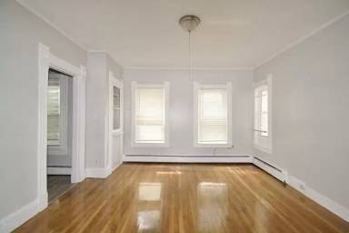 Main picture of 19 Warriner Ave