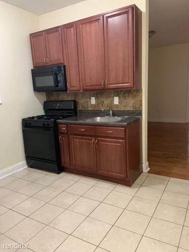 Main picture of 589 Kennedy Blvd