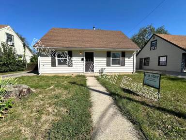 Main picture of 2425 Lehigh Pl