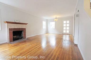 Main picture of 6035 Outlook Ave