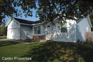 Main picture of 4704 Flying Eagle Dr SE