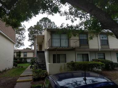 Main picture of 6020 Village Cir