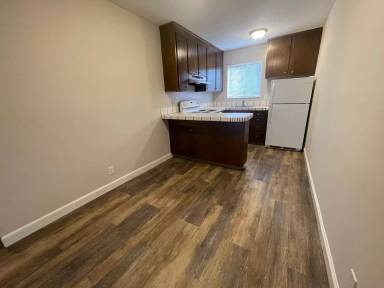 Main picture of 1651 Detroit Ave