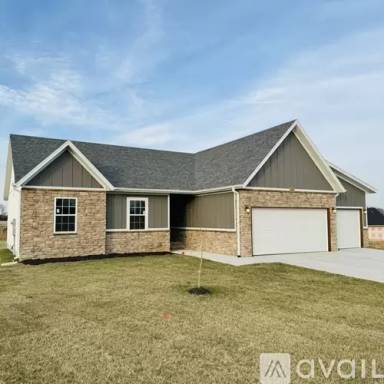 Main picture of 2983 Heritage St