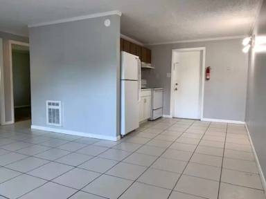 Main picture of 3615 Old Tampa Hwy
