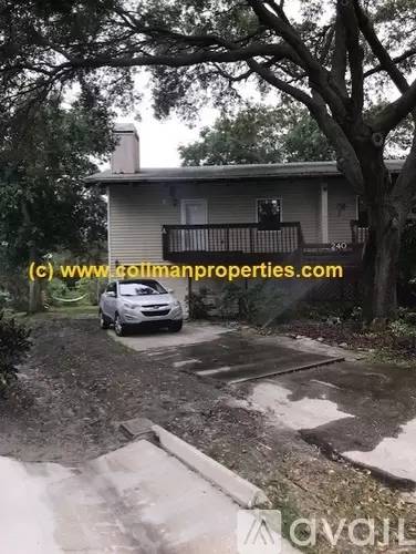 Main picture of 240 Pennsylvania Ave