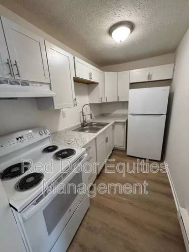 Main picture of 234 Slocum St