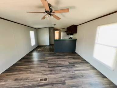 Main picture of 33230 Walker North Rd