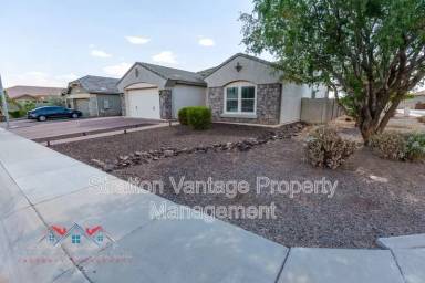 Main picture of 5028 S Brice