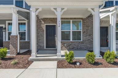 Main picture of Novel Harpeth Heights