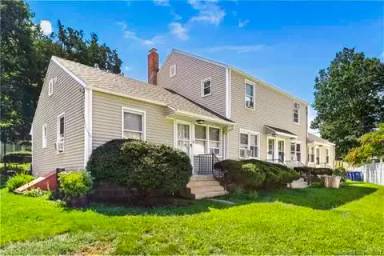 Main picture of 31 DuPont Pl